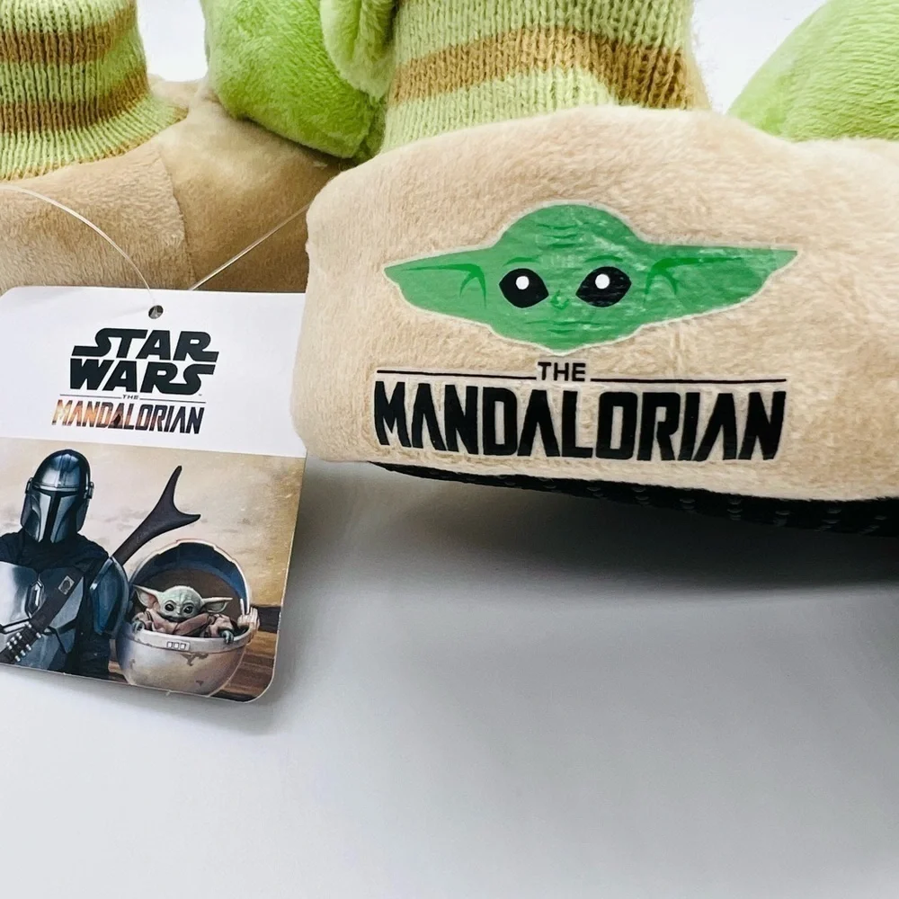 DISNEY BABY YODA The Mandalorian HOUSE SHOES SIZE 3-4 NWT